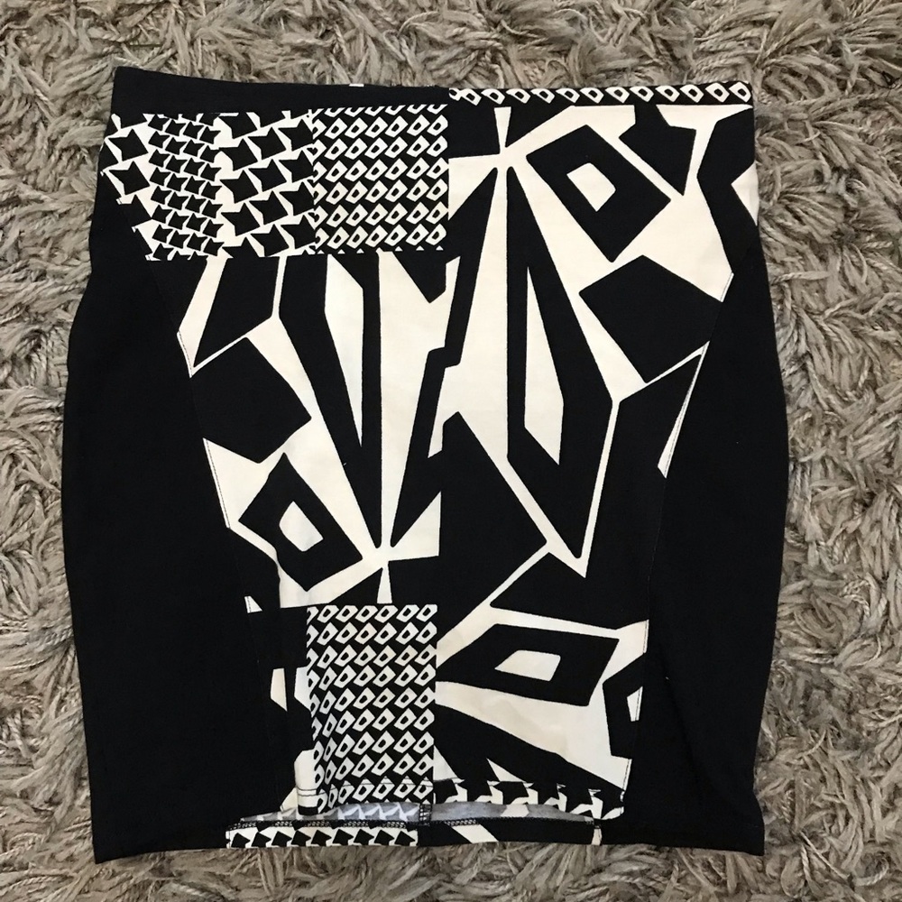 Wet Seal body con mini skirt